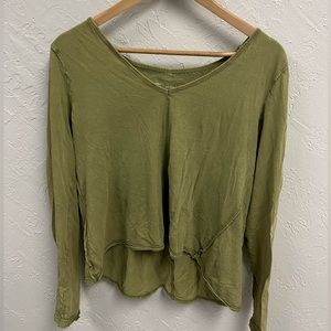 Long sleeved Anthropologie shirt. Size S in light green.